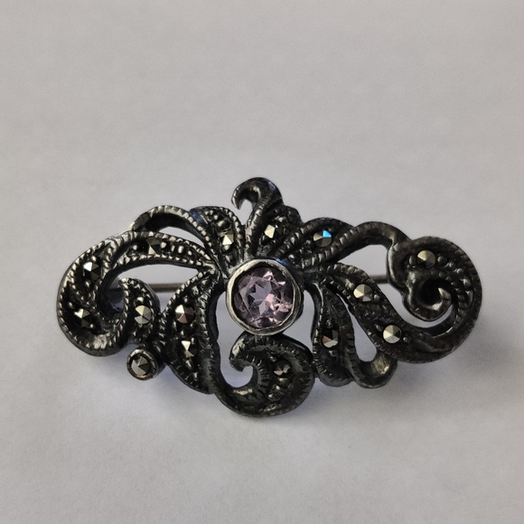 VTG Art Deco Sterling Marcasite & Amethyst brooch - Picture 3 of 7
